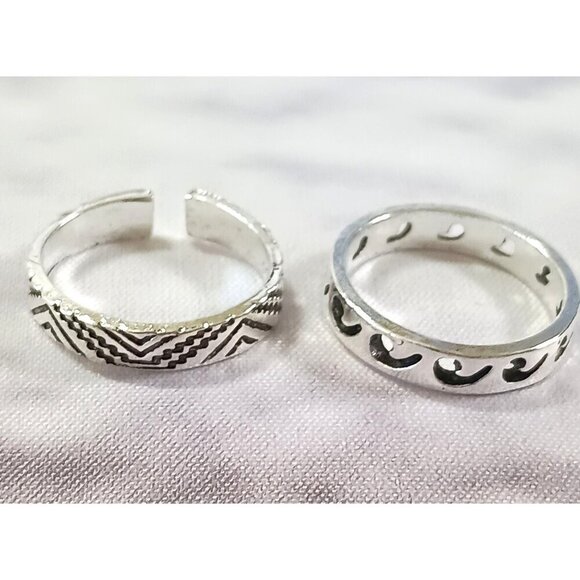 💍 Tribal Open Ring & Minimalist Wave Cut Ring Set – Stylish & Versatile! - Picture 1 of 5